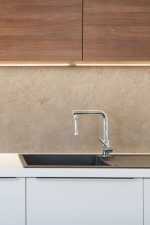 Travertine Stones πλάτη προστασίας τοίχων κουζίνας & μπάνιου (67337) - Image 1