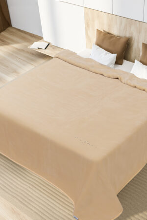 Κουβέρτα Βελουτέ King Size Nancy 545 White 15 Pierre Cardin - Image 2