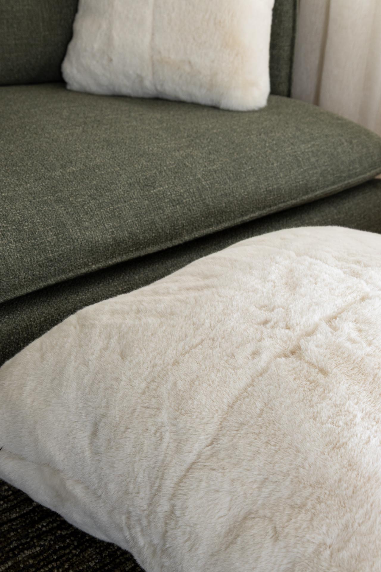 1060009 Μαξιλαροθήκη Pad Faux Fur (80x80) 1100gsm διπλής όψεως Royal Carpet - 80 x 80 cm